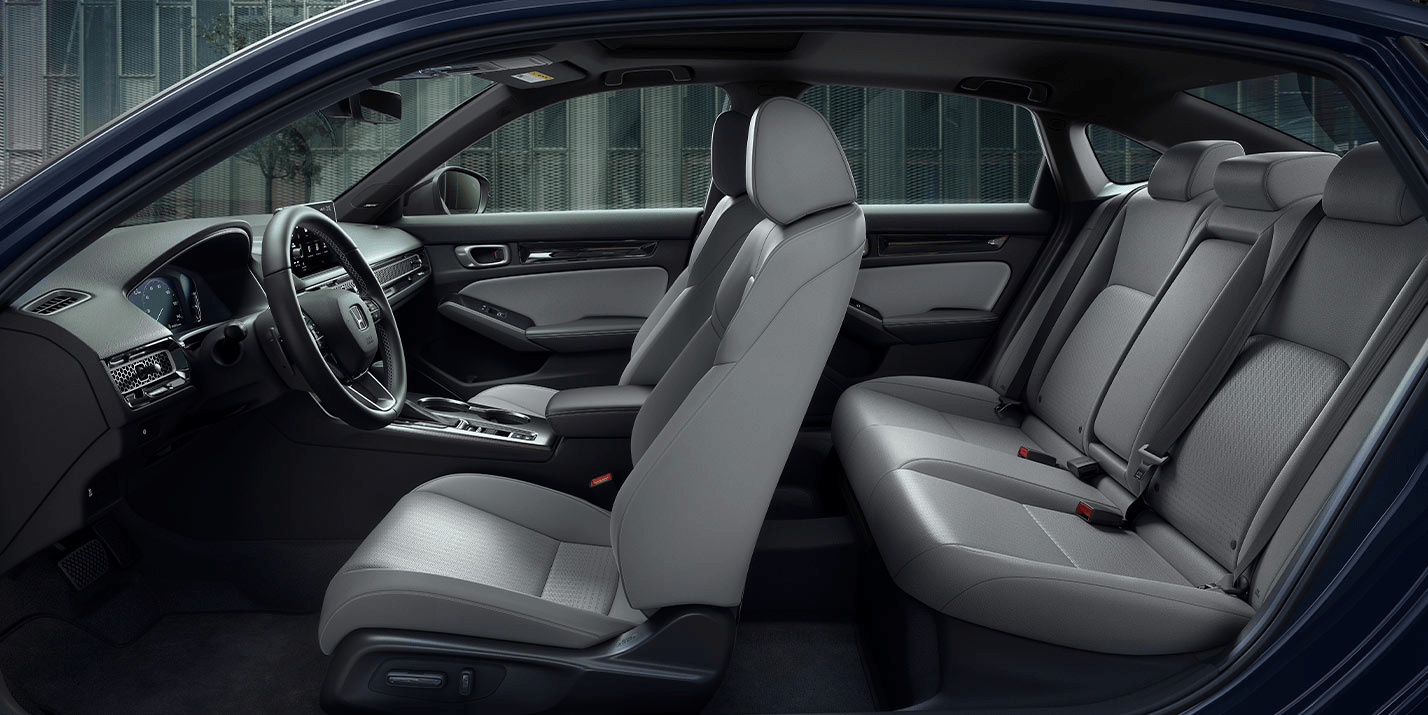 Dalton Honda Civic HEV 2025, vista del interior con detalles modernos y tecnología avanzada